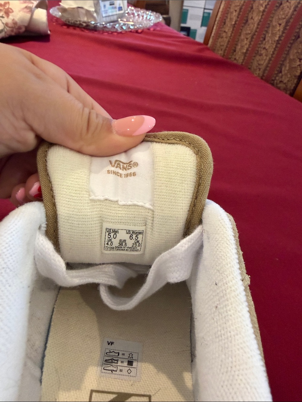 Vans Cream and Tan Low-Top Sneaker - Picture 2 of 4